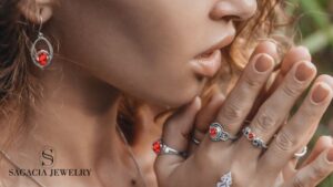 Enhance Your Wardrobe with Stunning Garnet Jewelry